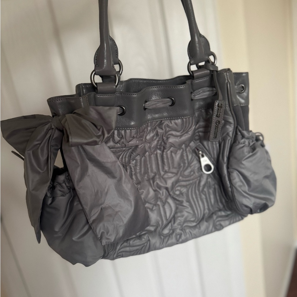 Juicy Couture Daydreamer Gray Shoulder Bag with Textured Pattern
